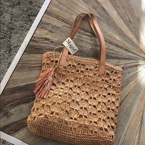 Straw handbag